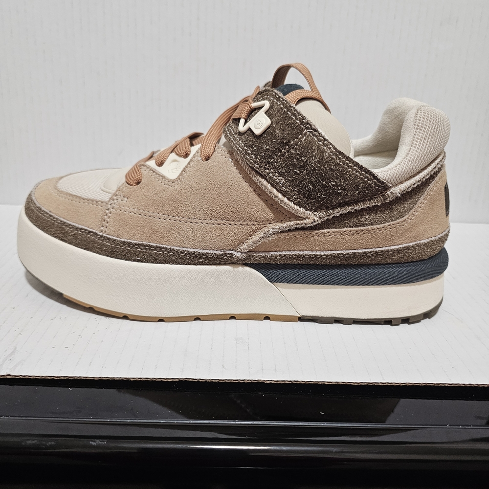 Ugg Goldencush Sneakers Suede Sand Ceramic All Gender Design Sz Men 7 Women 8 - Picture 6 of 15